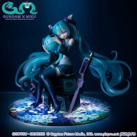 Mobile Suit Gundam x Hatsune Miku Lucrea PVC Statue Hatsune Miku x OO Gundam 45th Anniversary 17 cm