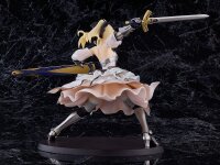 Fate/Stay Night Plastic Model Kit Reincarnation Saber Lily Distant Avalon 20 cm